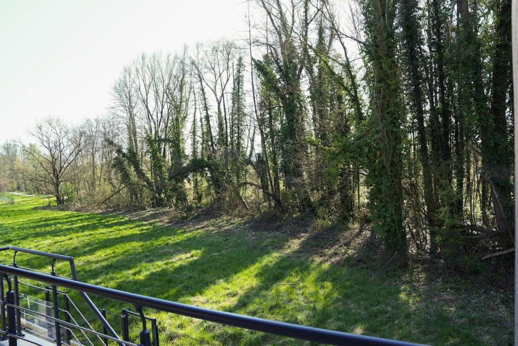 Superbe maison au calme avec stationnement gratuit – photo 37