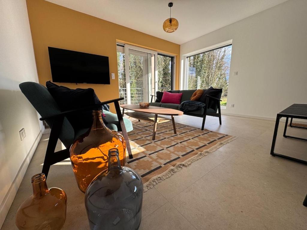 Superbe maison au calme avec stationnement gratuit – photo 40