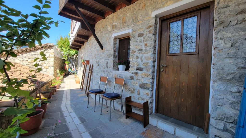 Fotografie z fotogalerie ubytování Guest House Mangalem v destinaci Berat