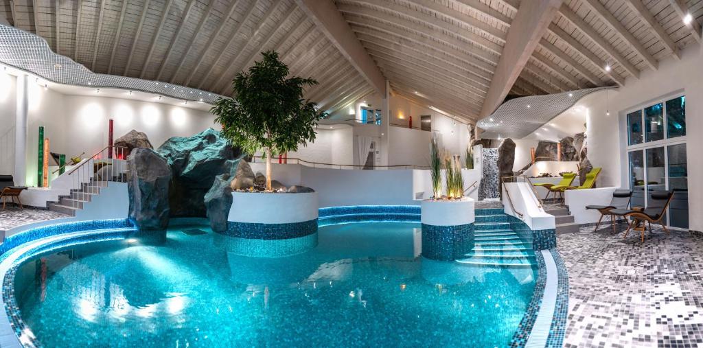Bazén v ubytování Hotel Wutzschleife nebo v jeho okolí