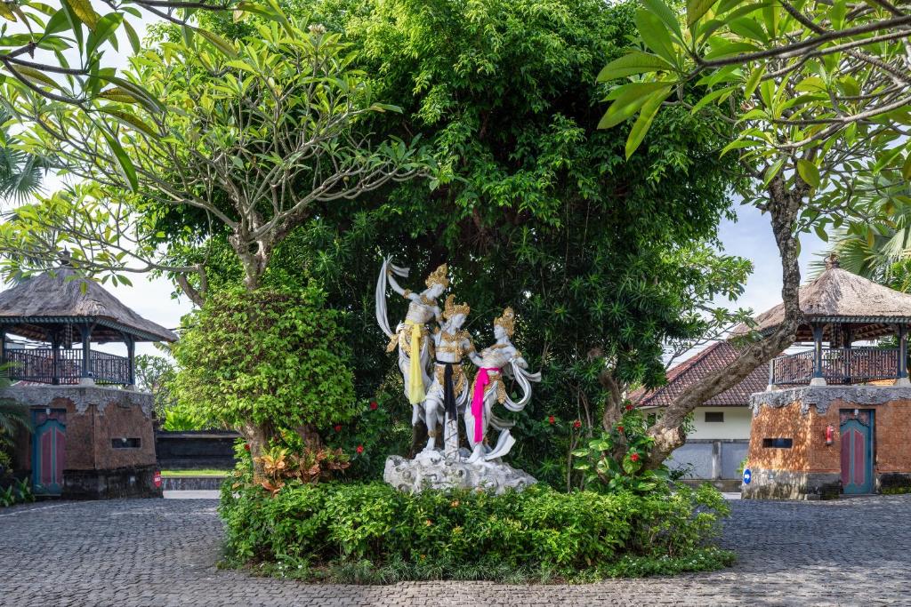 Zahrada ubytování The Alantara Sanur