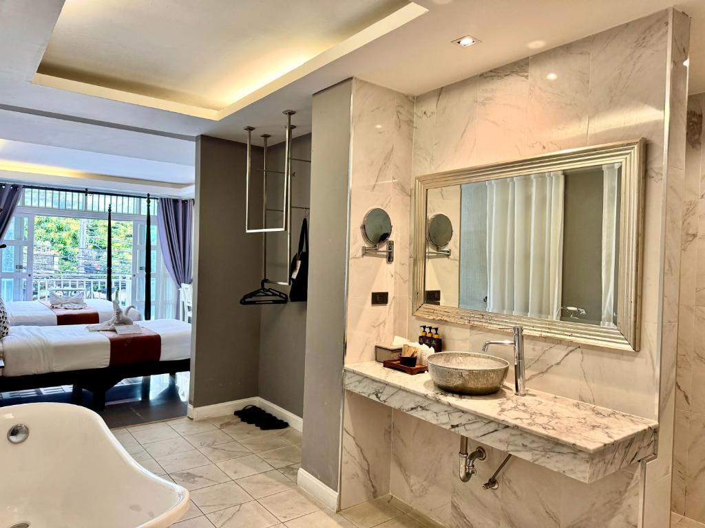 Koupelna v ubytování WUA LAI Boutique Hotel Chiang Mai