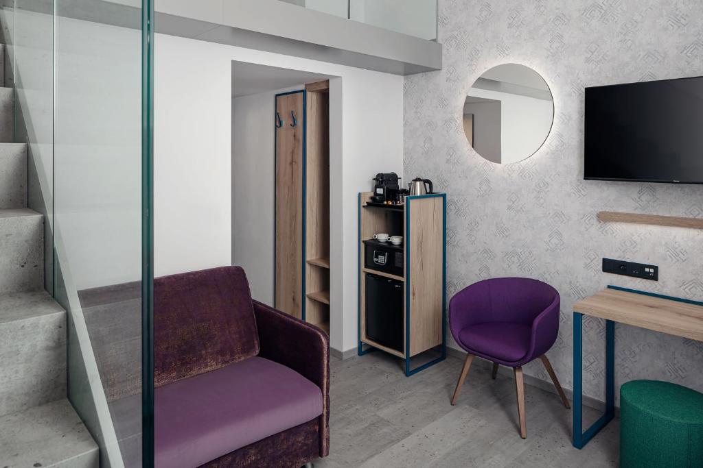 EA Hotel Moment Self Check-In - Resim 40