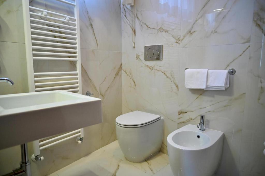 Hotel Roma Assisi - Resim 40