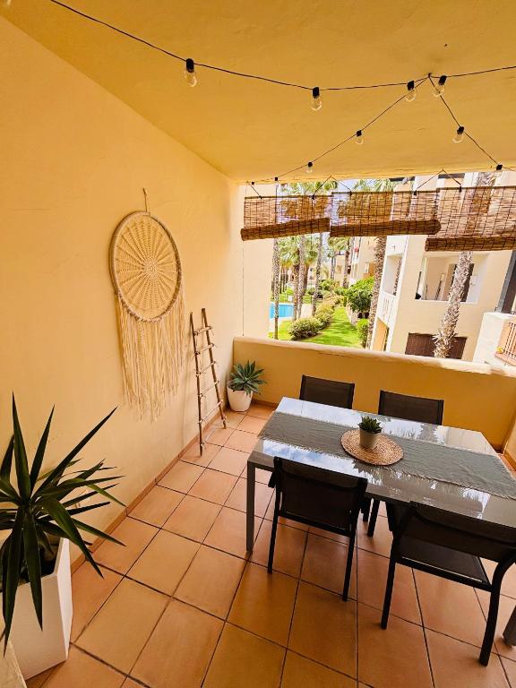 Balcon ou terrasse dans l'établissement La Cabaña Roda Golf Sol