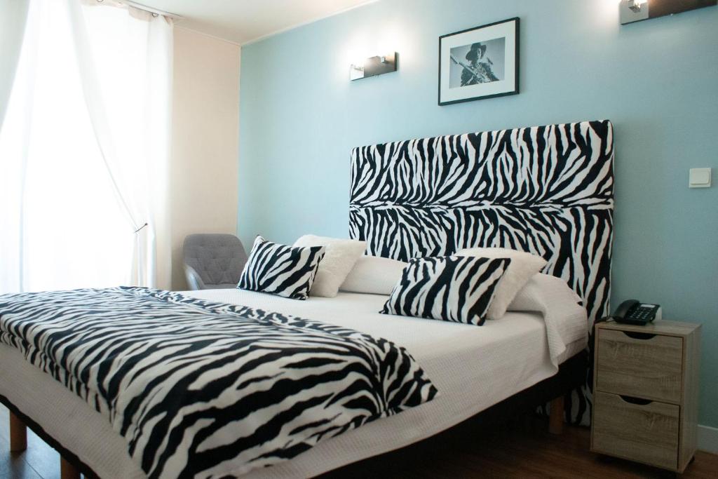 Hôtel du Mont Blanc - Resim 1