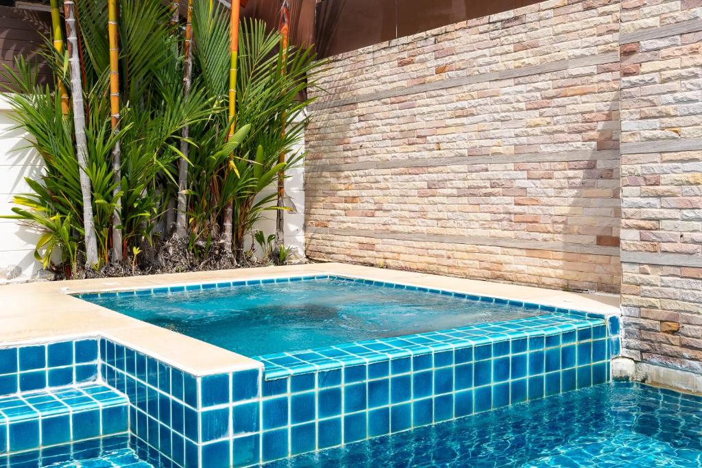 Bazén v ubytování Luxury Pool villa C16 / 4BR 8-10 Persons nebo v jeho okolí