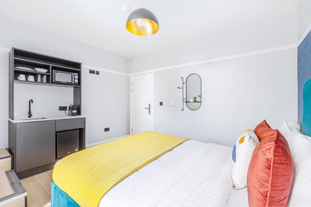 Bob W London Earl's Court - Philbeach Gardens - Resim 13