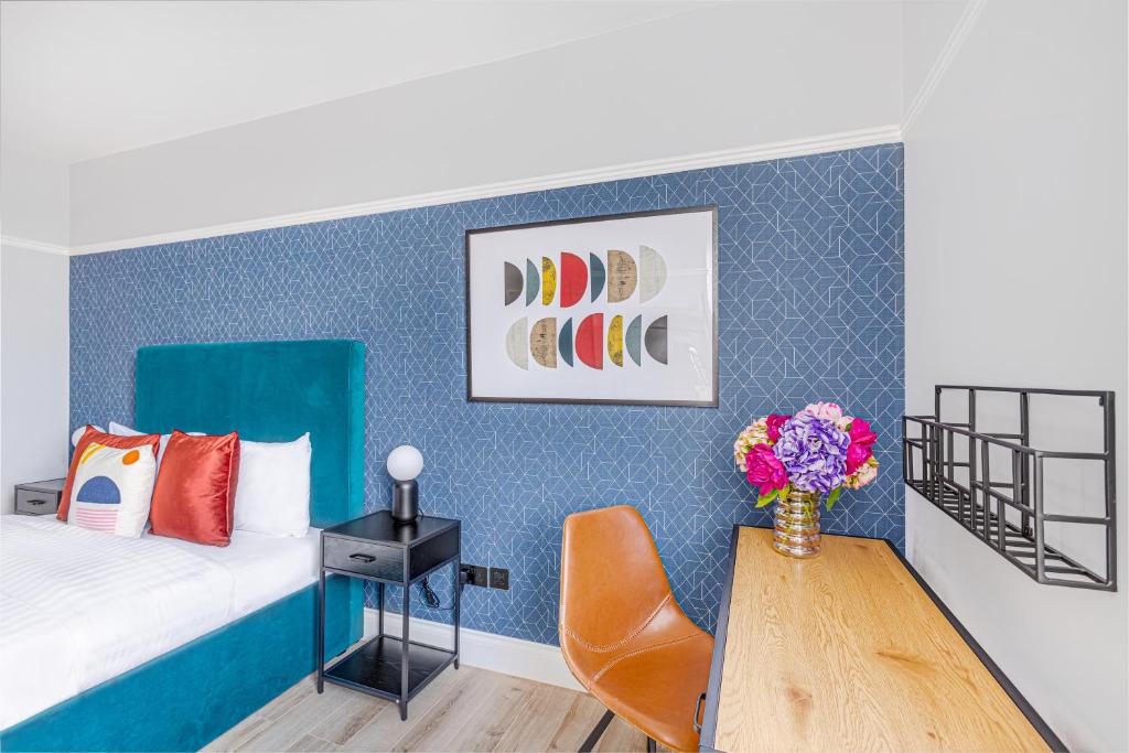 Bob W London Earl's Court - Philbeach Gardens - Resim 12