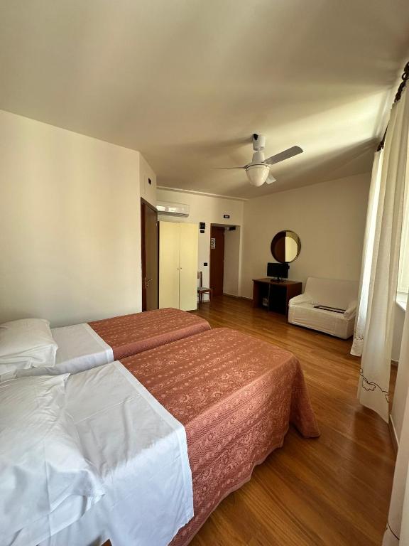 Hotel Roma Assisi - Resim 45