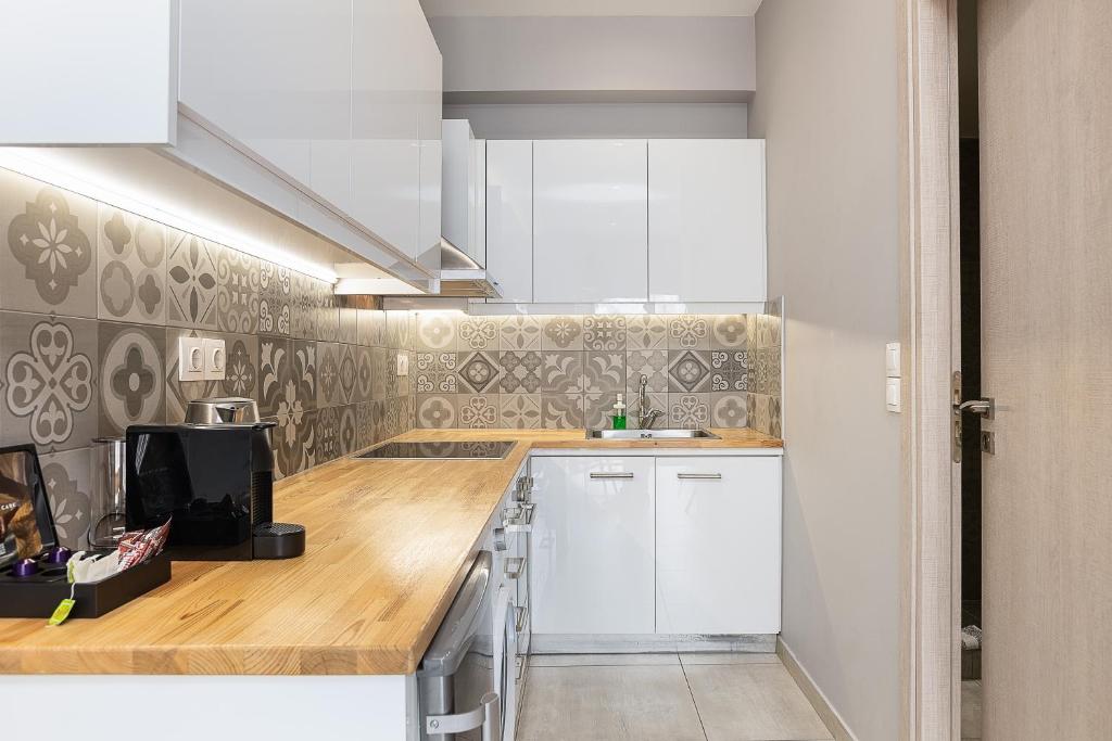 The Omnia Collection Pagrati - Superior Studio Mit Veranda