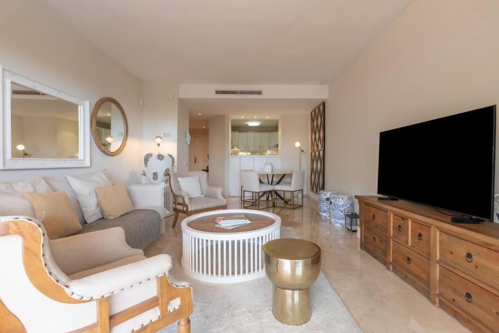 Precioso Apart Elvira Hills.