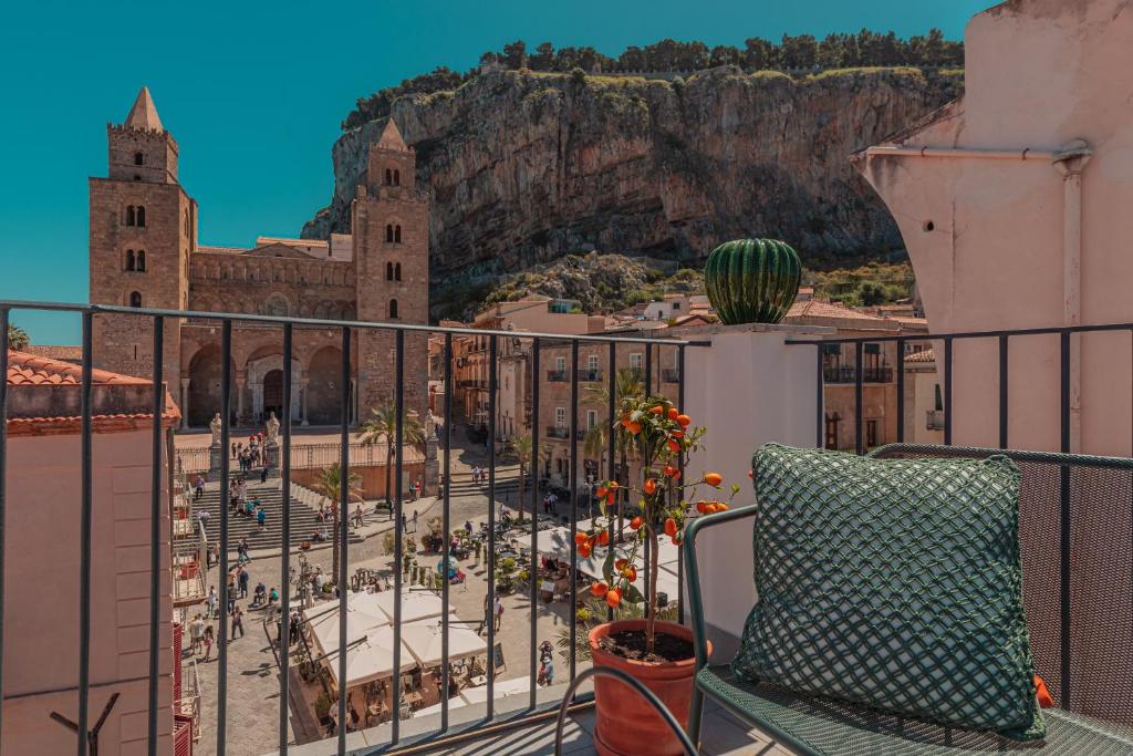 Palazzo Villelmi - 17