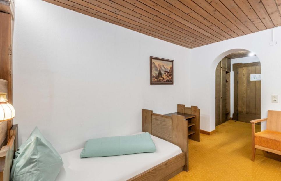 Postel nebo postele na pokoji v ubytování Hotel Elisabeth