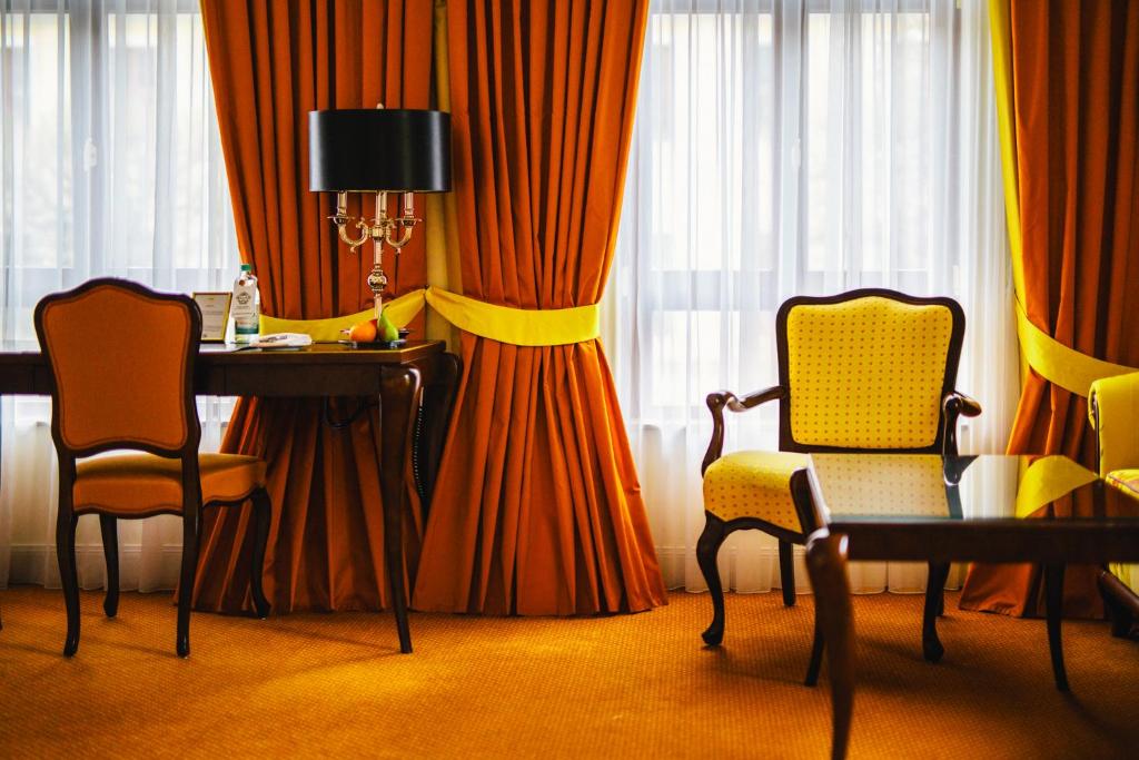 Relais & Châteaux Bülow Palais - Resim 38