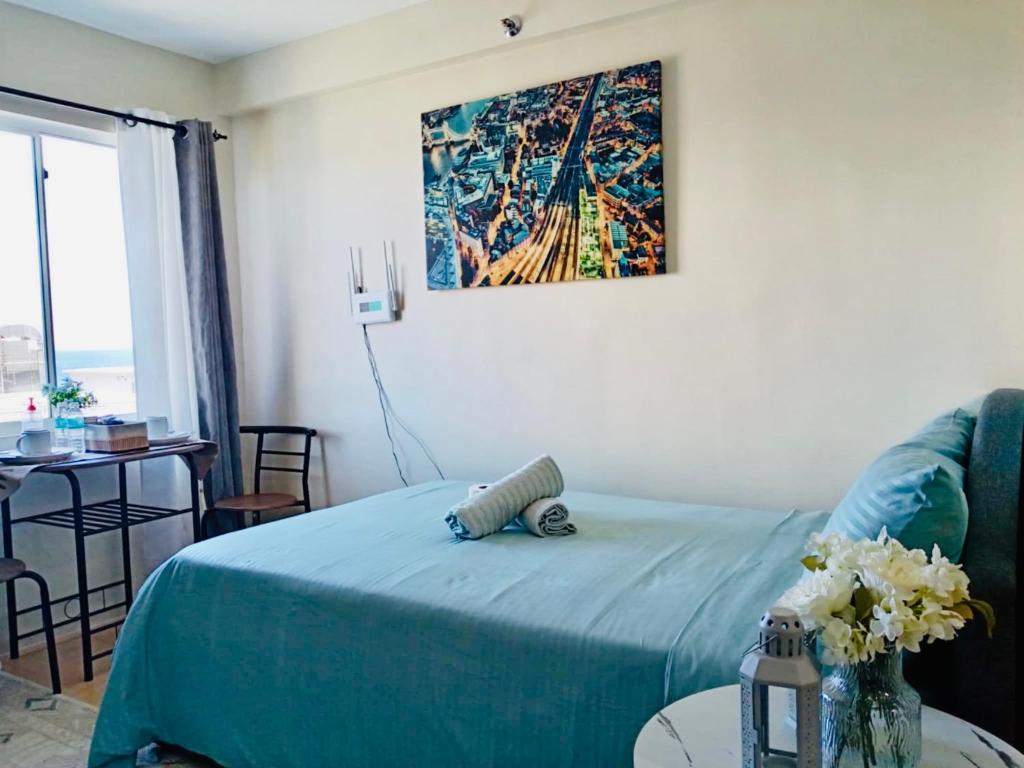 Norman Condominium Unit Rental Sea Viewにあるベッド