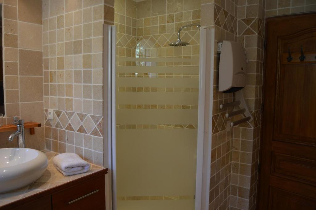 Villa Asunda B&B Spa & Sauna, Chambres d'Hôtes - 花园景标准双人或双床间