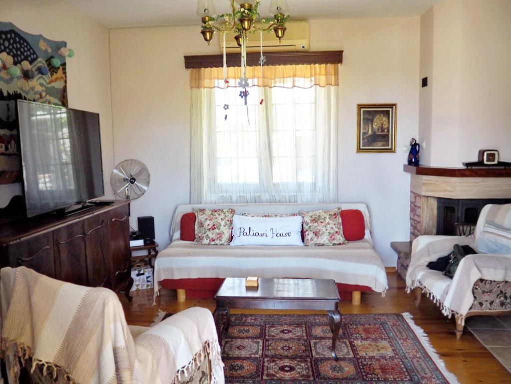 Posezení v ubytování Paliouri House