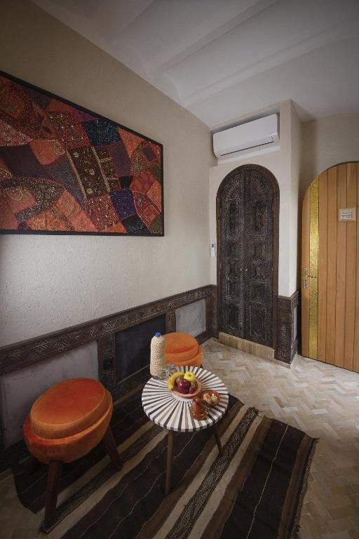 Posezení v ubytování Riad Casa Felicità & SPA
