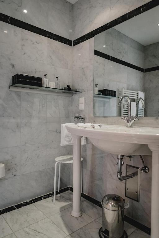 Hotel Stadtresidenz - Deluxe-Zweibettzimmer