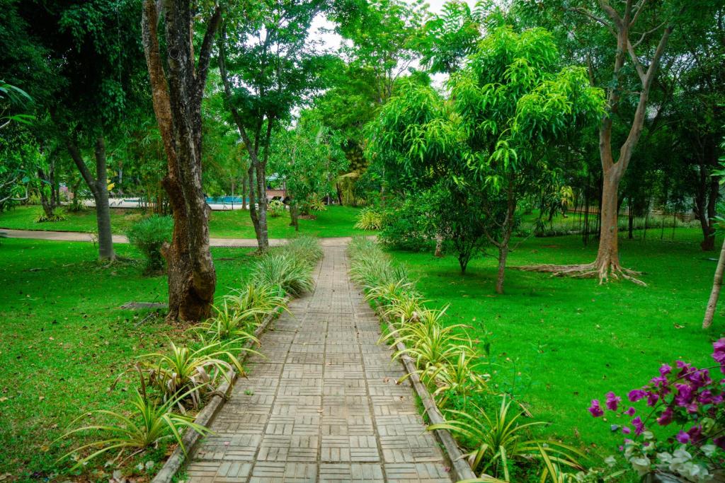 Zahrada ubytování Sungreen Resort Habarana