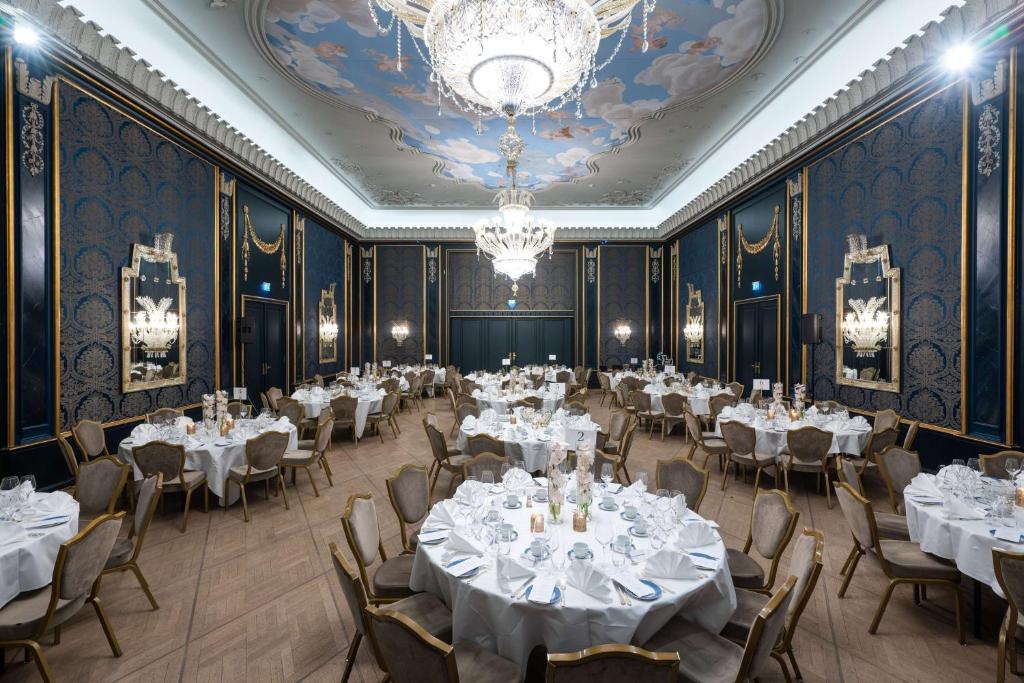 Restaurace v ubytování Grand Hotel Oslo