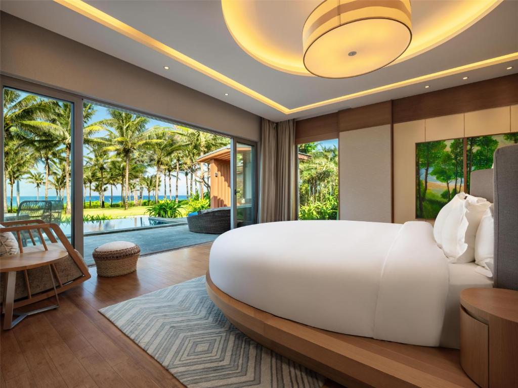 đặt phòng Oceanfront Villas Nha Trang