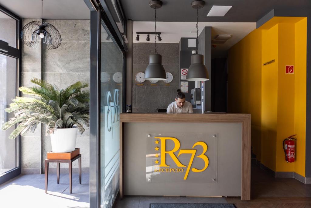 Certifikát, hodnocení, plakát nebo jiný dokument vystavený v ubytování R73 Residences
