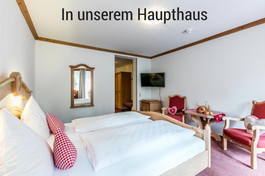 Hotel Restaurant Krone & Wellness - Schopfheim - Habitación Doble Con Balcón