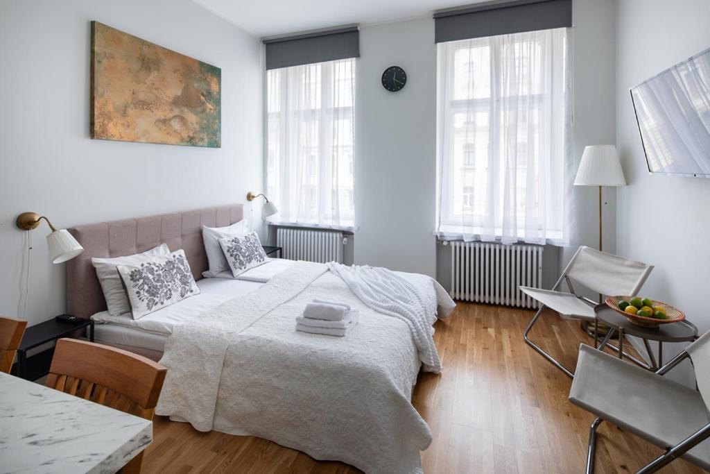 Ένα ή περισσότερα κρεβάτια σε δωμάτιο στο M7 Design Studio In City Center