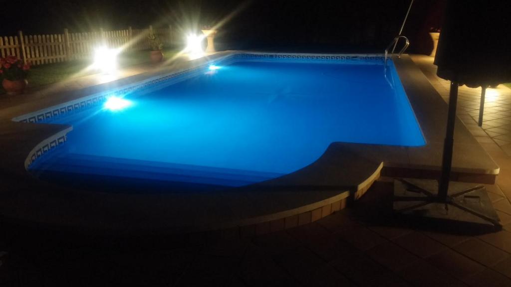 Bazén v ubytování El Manantial B&B nebo v jeho okolí