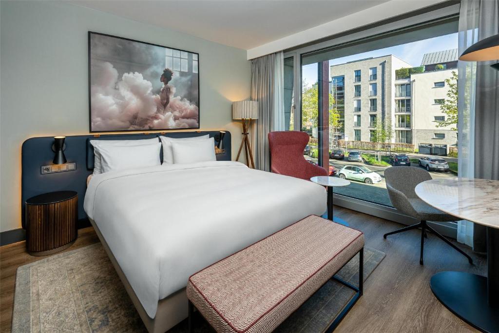 Radisson Blu Media Harbour Hotel, Düsseldorf - Resim 27