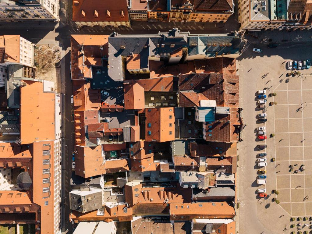 Grandhotel Zvon - Resim 2