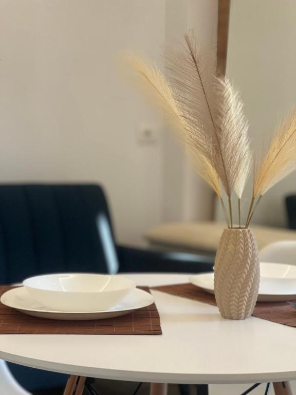 Φωτογραφία από το άλμπουμ του Ambrelia Living σε Polisi i Vogël