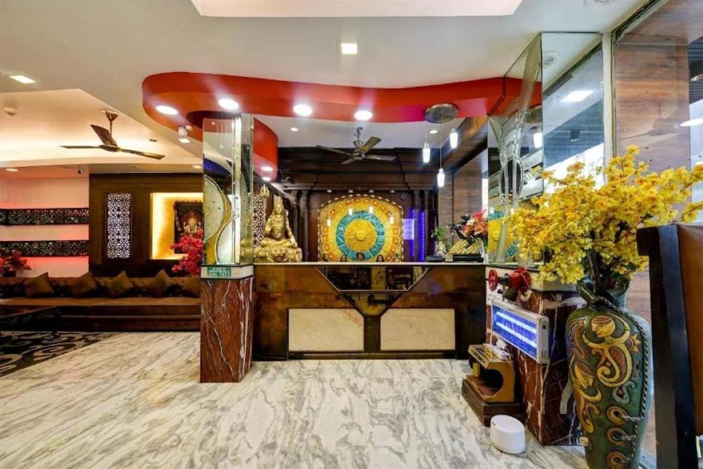 Vstupní hala nebo recepce v ubytování Hotel Shiva Intercontinental -New Delhi Railway Station