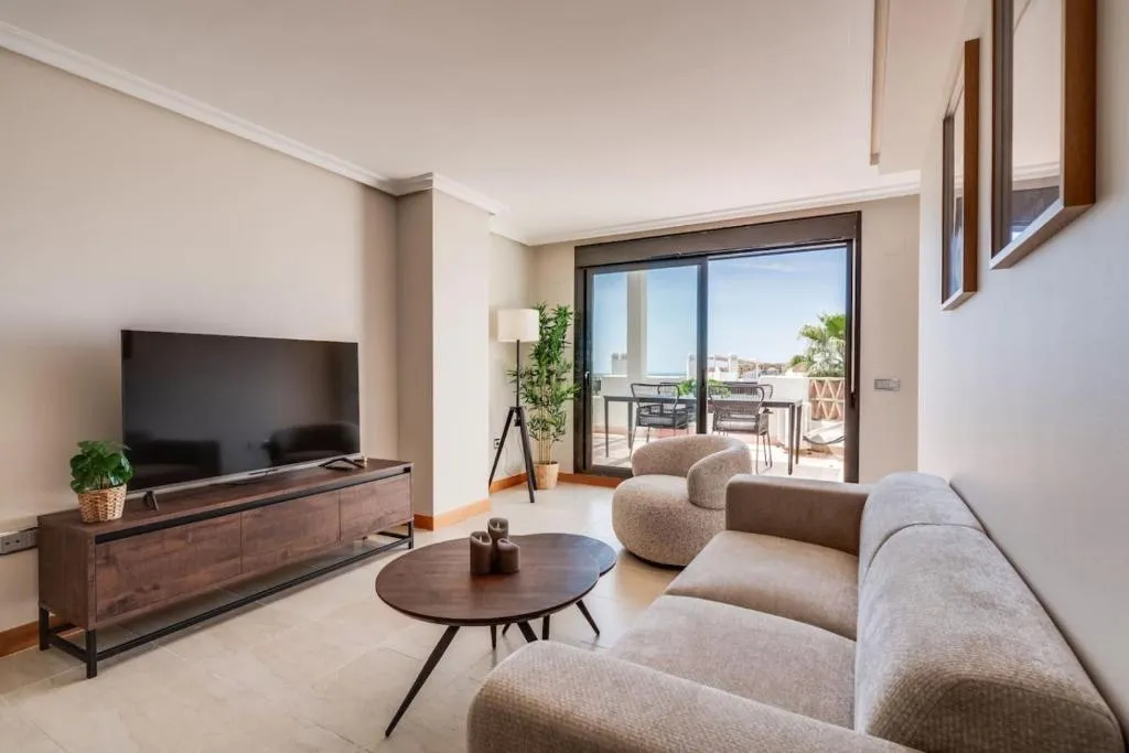 Sea View Apartment Near Estepona and Marbella - Pool and Private Parking