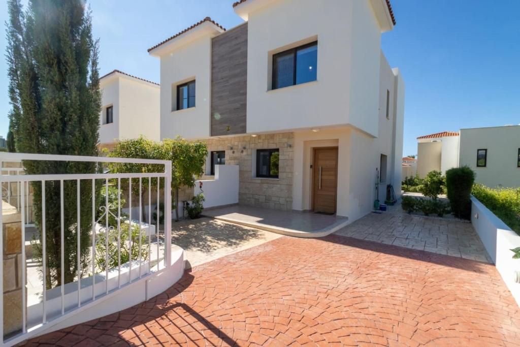 Anita, 2 bedroom townhouse