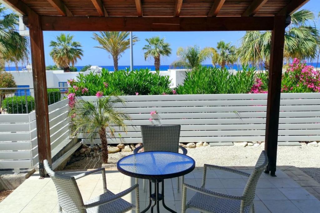 Bungalow Sea Pradise