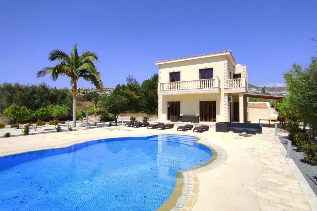 Villa in private residence