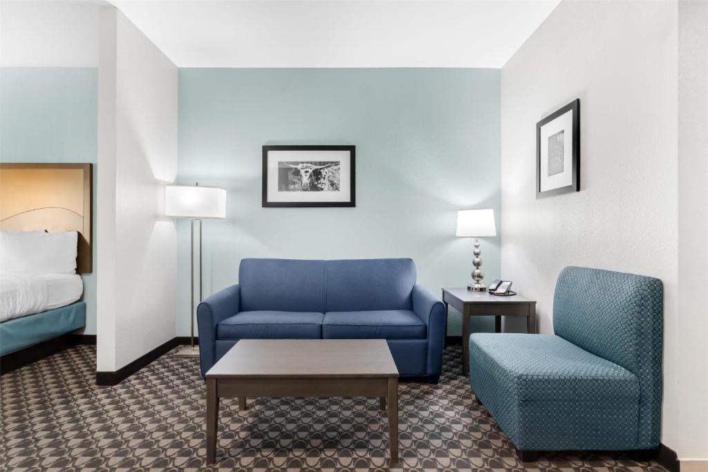 Posezení v ubytování Best Western Plus Waller Hotel