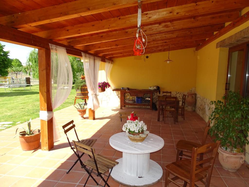 Posedenie v ubytovaní La Vecchia Stalla B&B