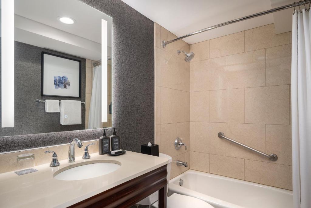 Sheraton Cavalier Saskatoon Hotel - Resim 7