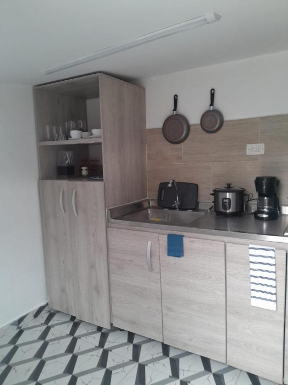 Dapur atau dapur kecil di Apartamento en itagui