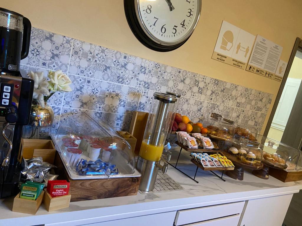 Jedlo v ubytovaní bed & breakfast alebo blízkom okolí