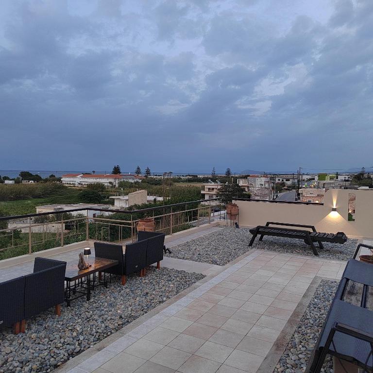 Fotografie z fotogalerie ubytování Manos Apartments v destinaci Kolimvárion