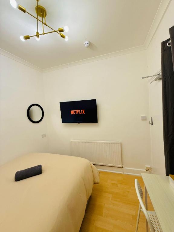 Studio 34 - Resim 18