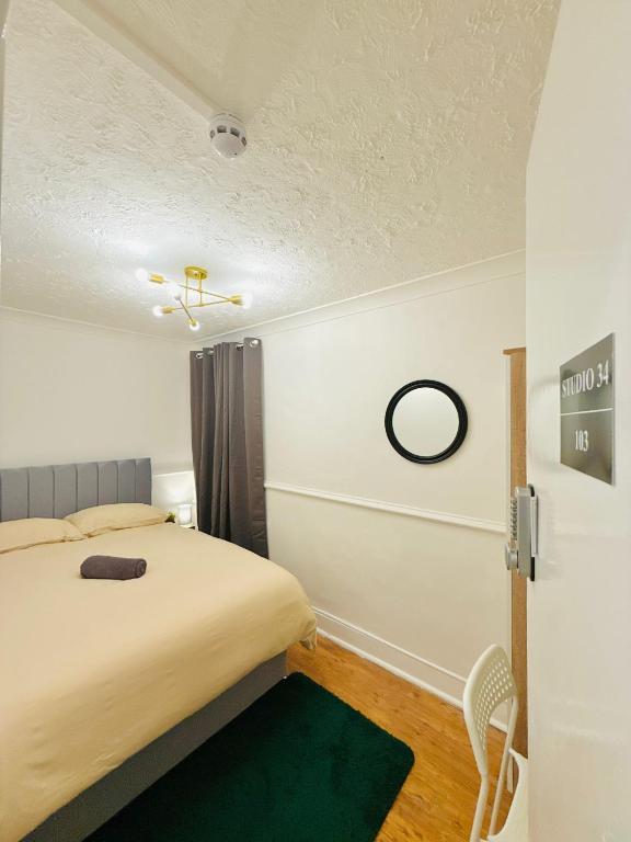 Studio 34 - Resim 32