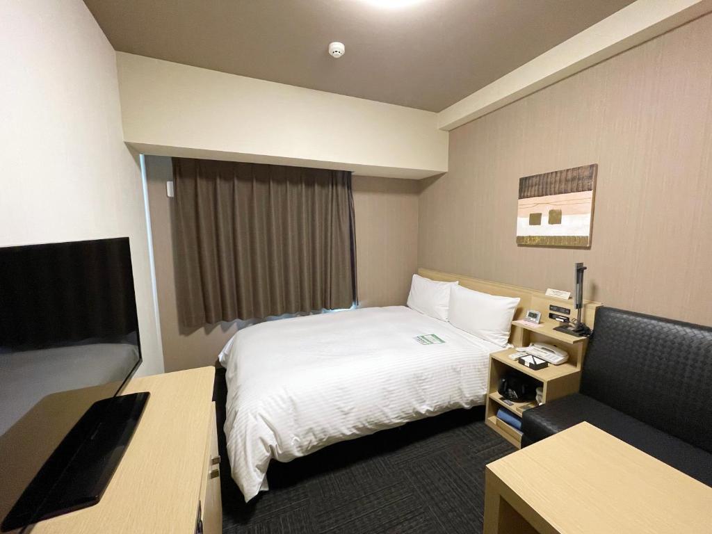 HOTEL ROUTE-INN Osaka Takaishi -Hagoromo Ekimae- - Camera Doppia Standard Con Letto Matrimoniale Piccolo - Non Fumatori