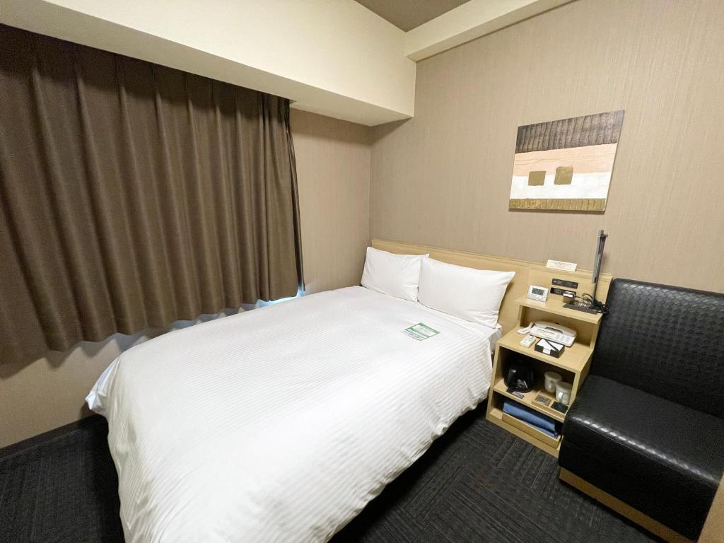 HOTEL ROUTE-INN Osaka Takaishi -Hagoromo Ekimae- - Camera Doppia Standard Con Letto Matrimoniale Piccolo - Non Fumatori - Pulizia Ogni 3 Giorni