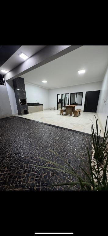 Fotografie z fotogalerie ubytování Casa Nova e Espaçosa em rio verde v destinaci Rio Verde